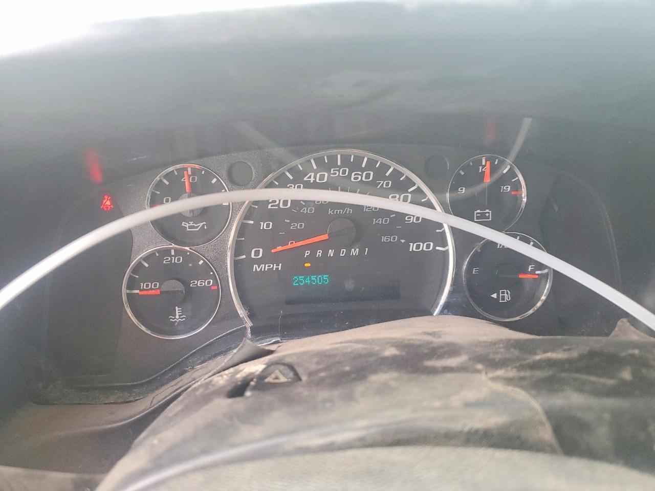2013 Chevrolet Express BOX Truck