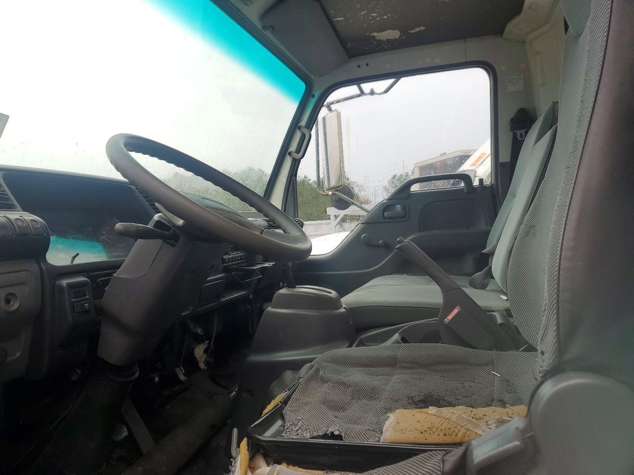 2001 Chevrolet Tilt Master W35042