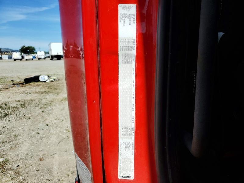 2015 Freightliner Cascadia Semi Truck
