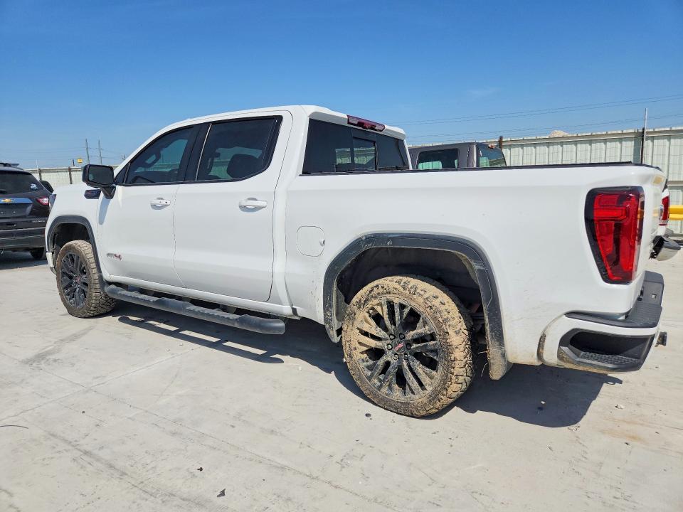 2022 GMC Sierra K1500 AT4