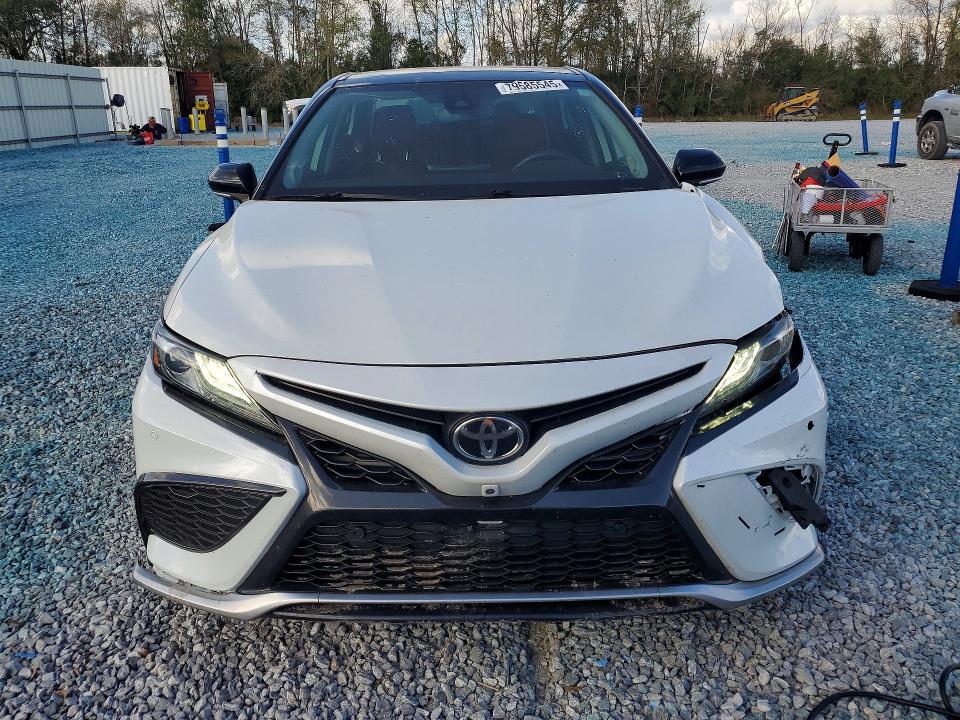 2021 Toyota Camry xse V6