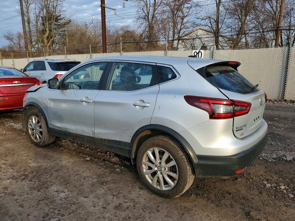 2021 Nissan Rogue Sport s
