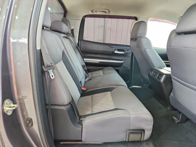 2015 Toyota Tundra SR5