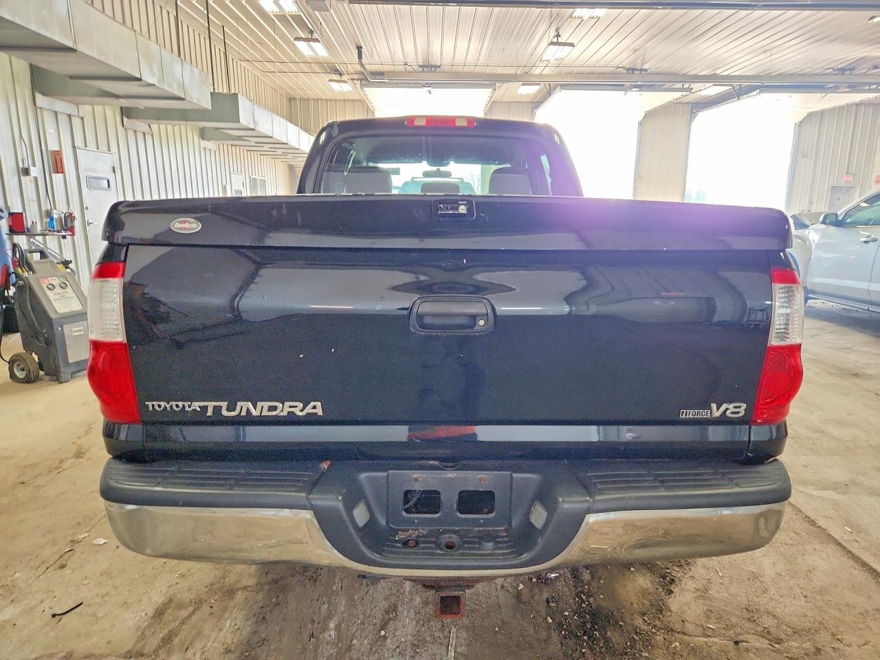 2004 Toyota Tundra SR5