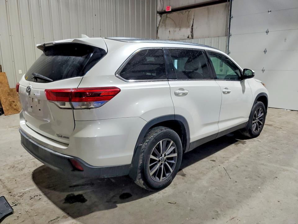 2019 Toyota Highlander xle