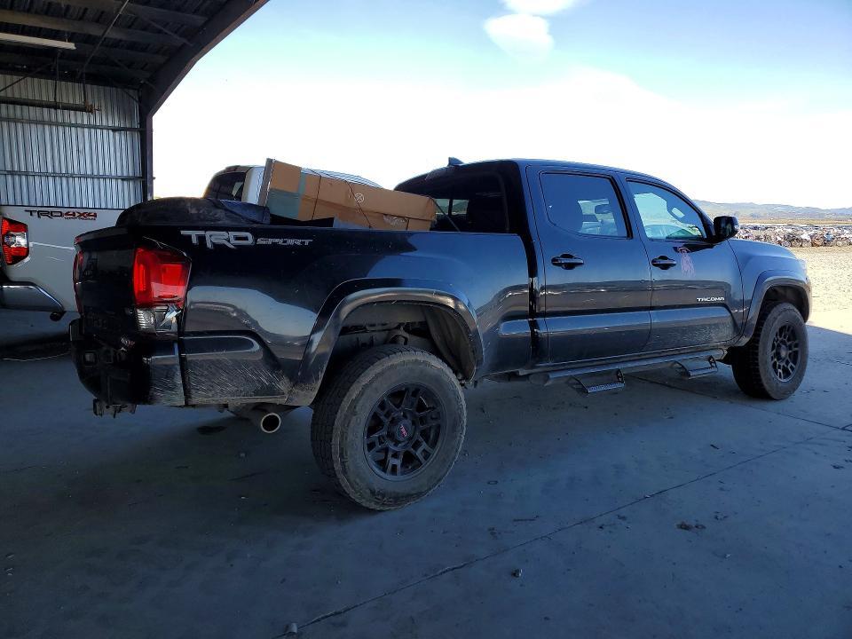 2017 Toyota Tacoma TRD Sport