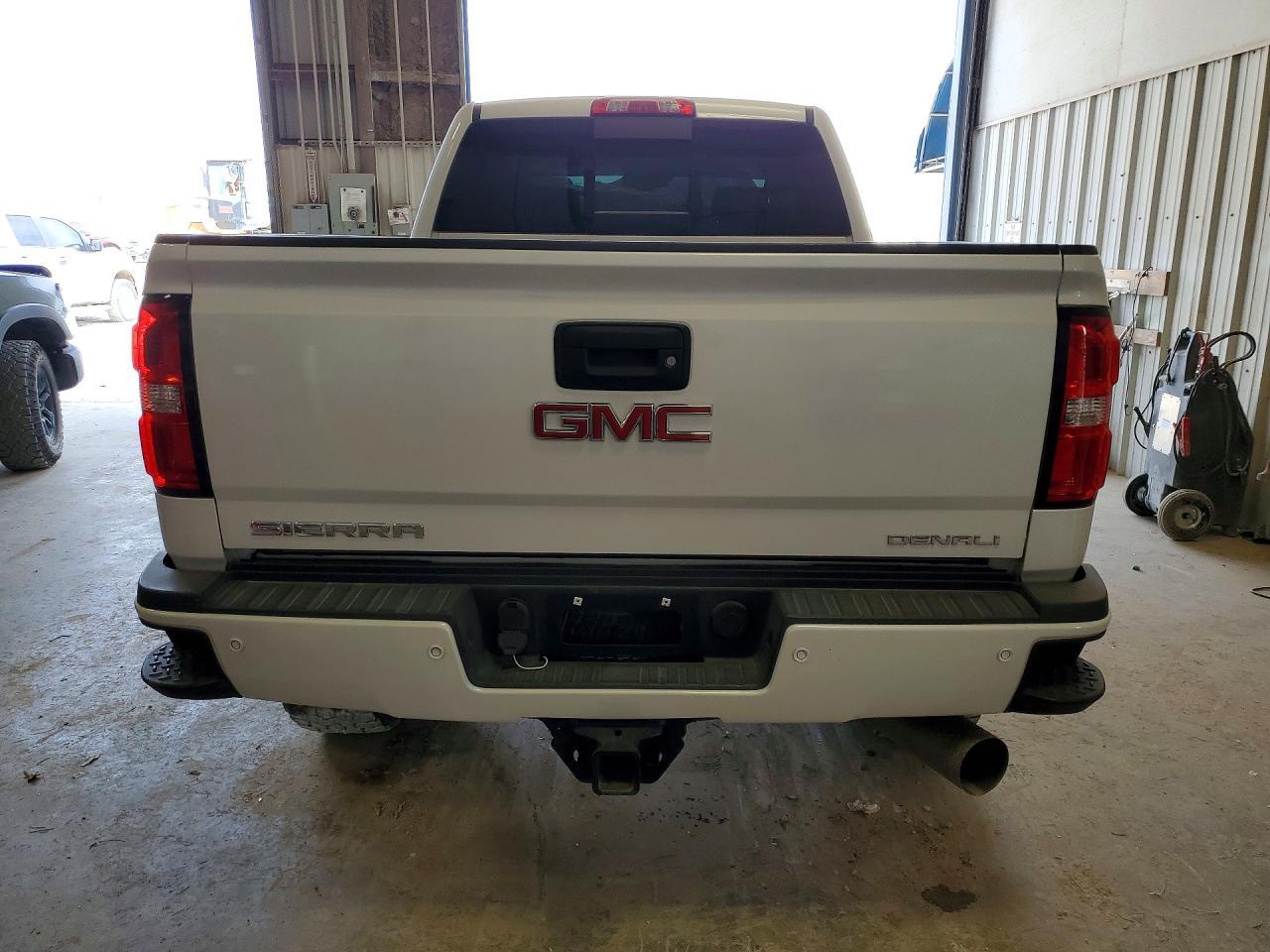2018 GMC Sierra K2500 Denali