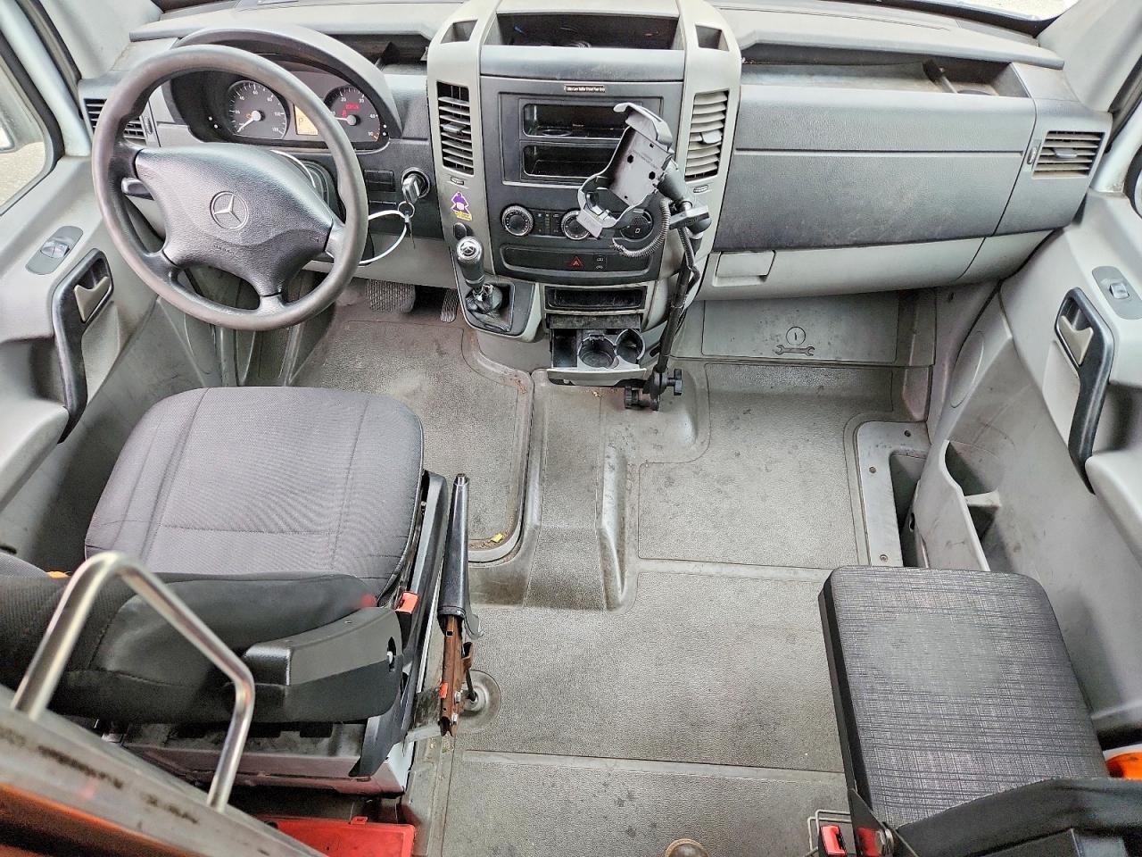 2015 Mercedes-Benz Sprinter 2500