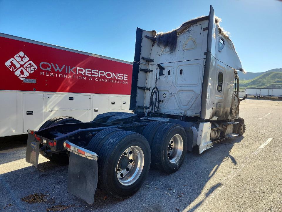 2019 Freightliner Cascaia126
