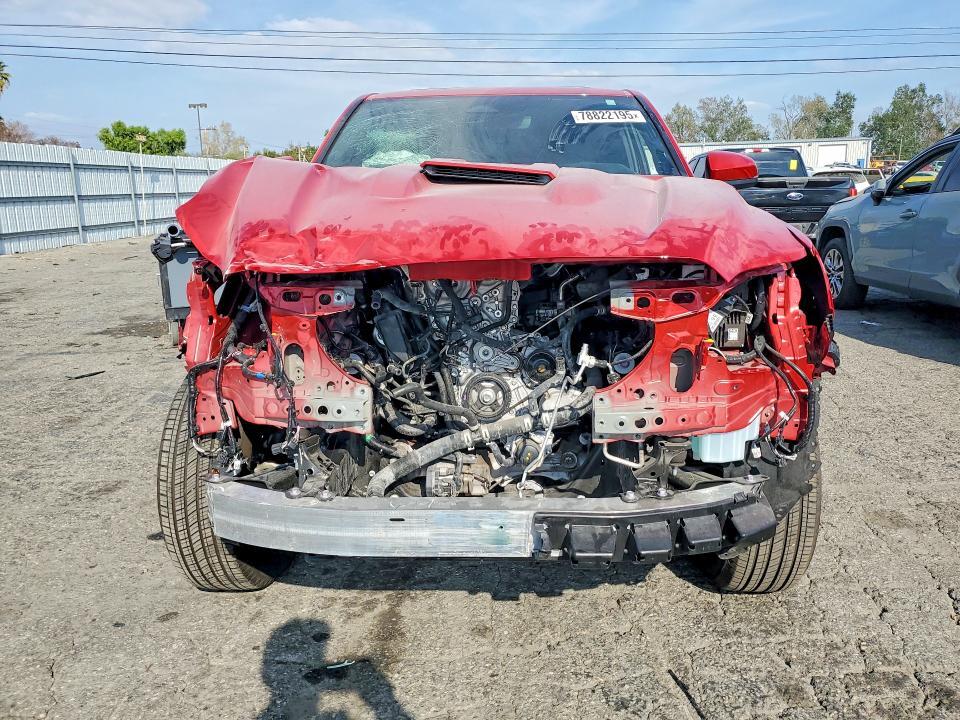 2025 Toyota Tacoma trd Sport hv