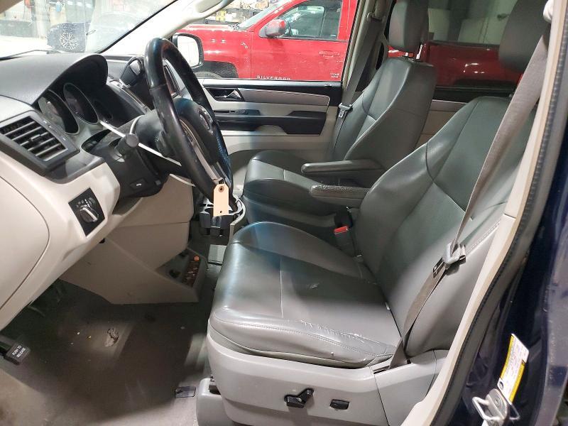 2012 Volkswagen Routan se