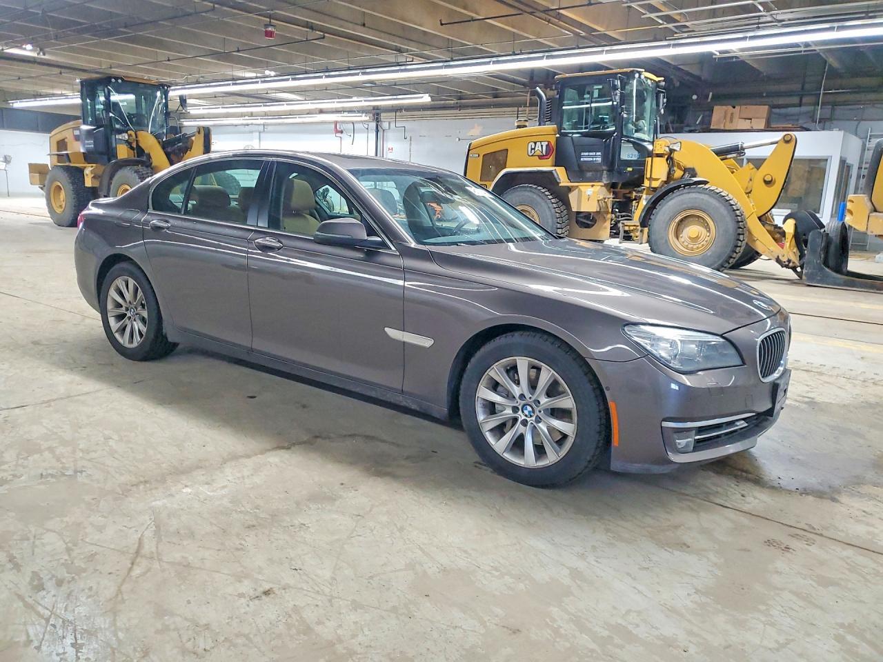2014 BMW 740 i