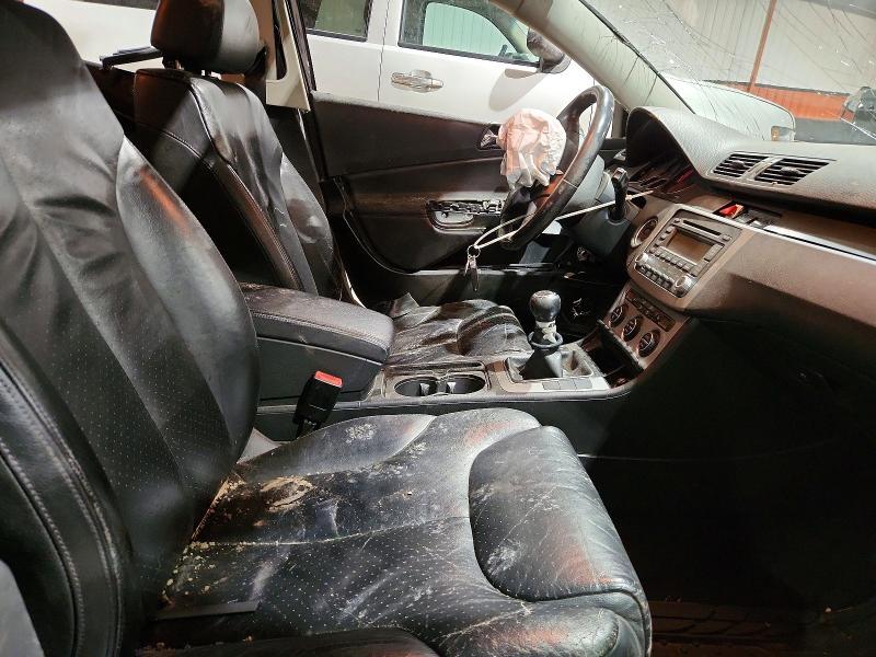 2006 Volkswagen Passat 2.0t Luxury