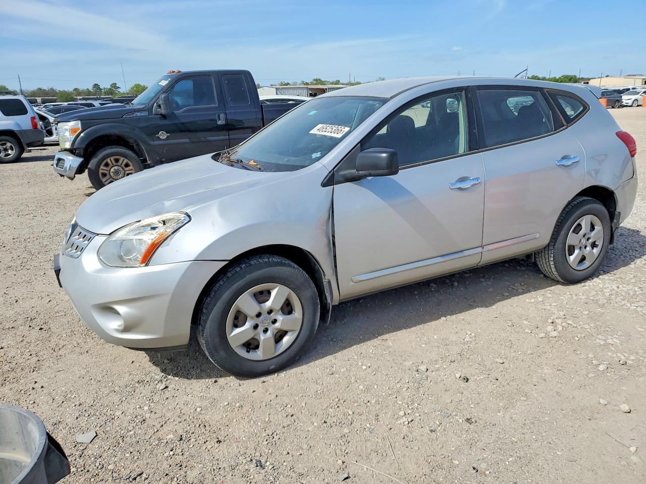 2011 Nissan Rogue s