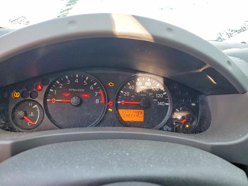 2021 Nissan Frontier sv