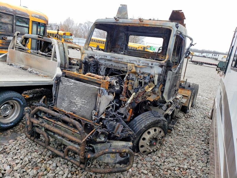 2023 Volv VNR