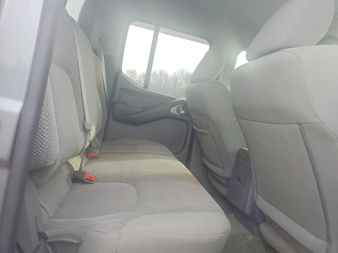 2018 Nissan Frontier SV