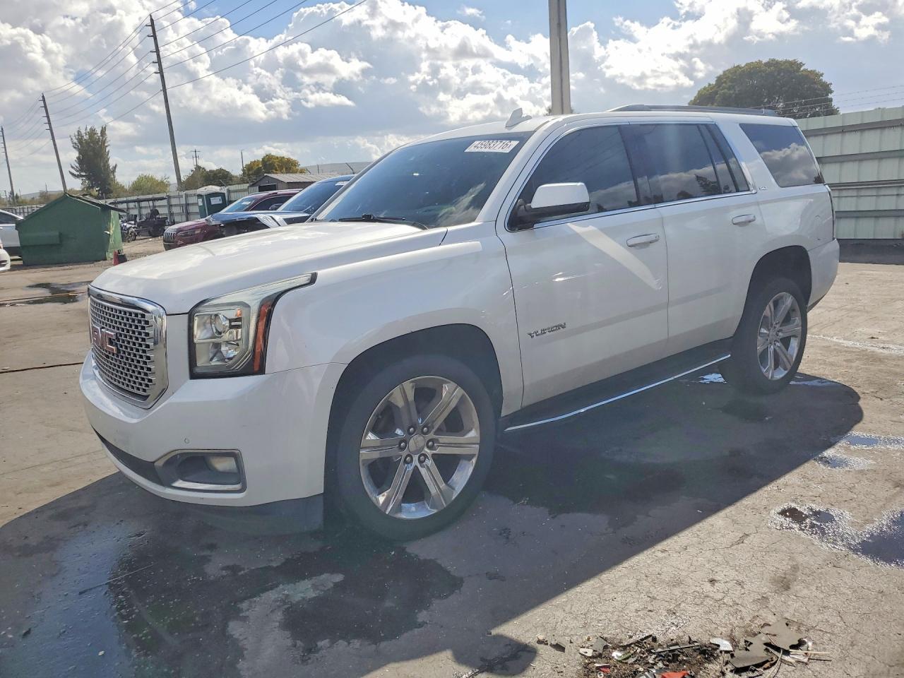 2017 GMC Yukon slt