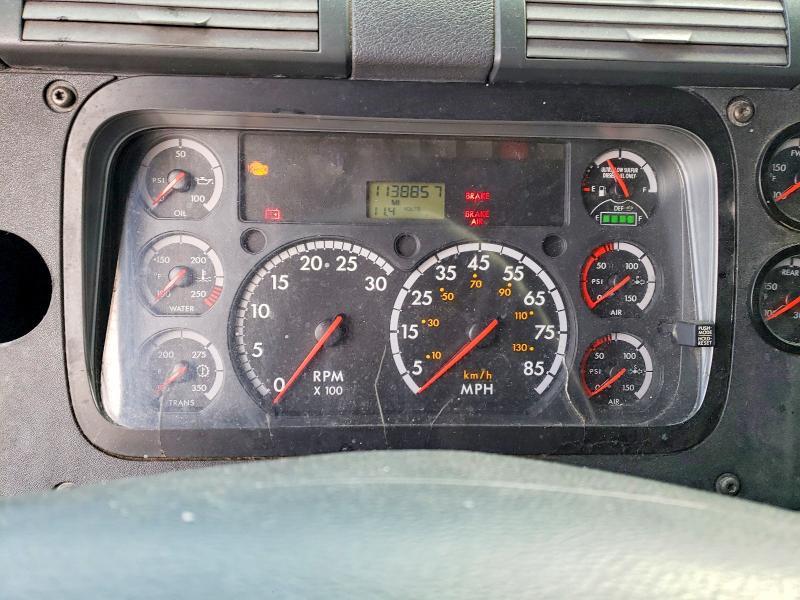 2015 Freigliner 2015 Freightliner Cascadia Semi Truck