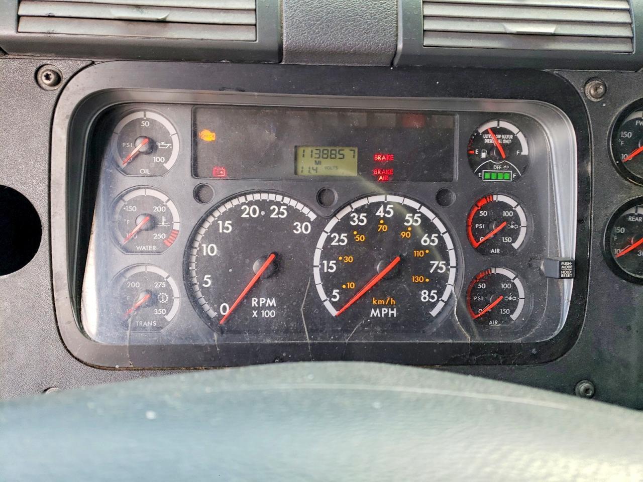 2015 Freigliner 2015 Freightliner Cascadia Semi Truck