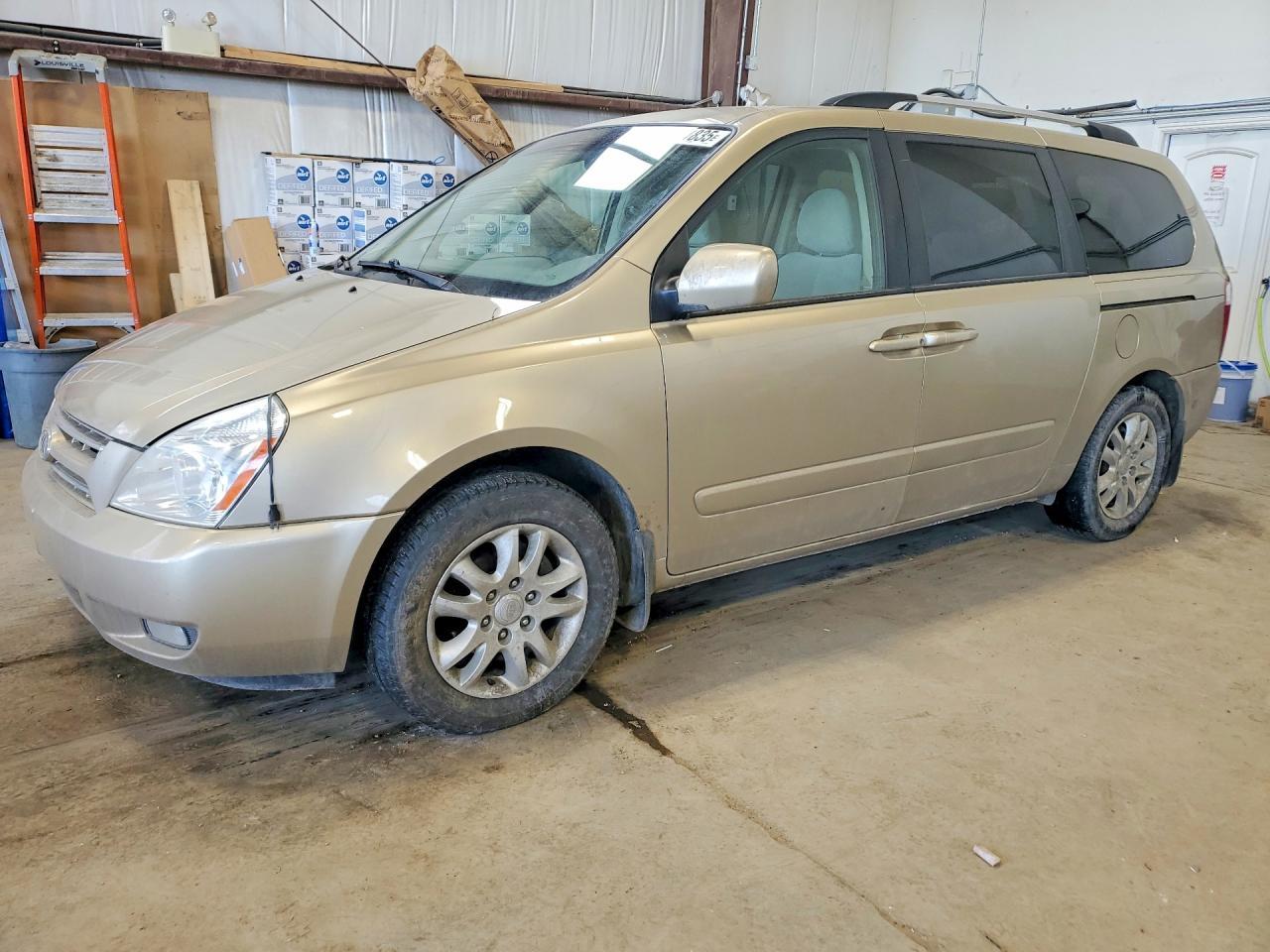 2009 KIA Sedona lx
