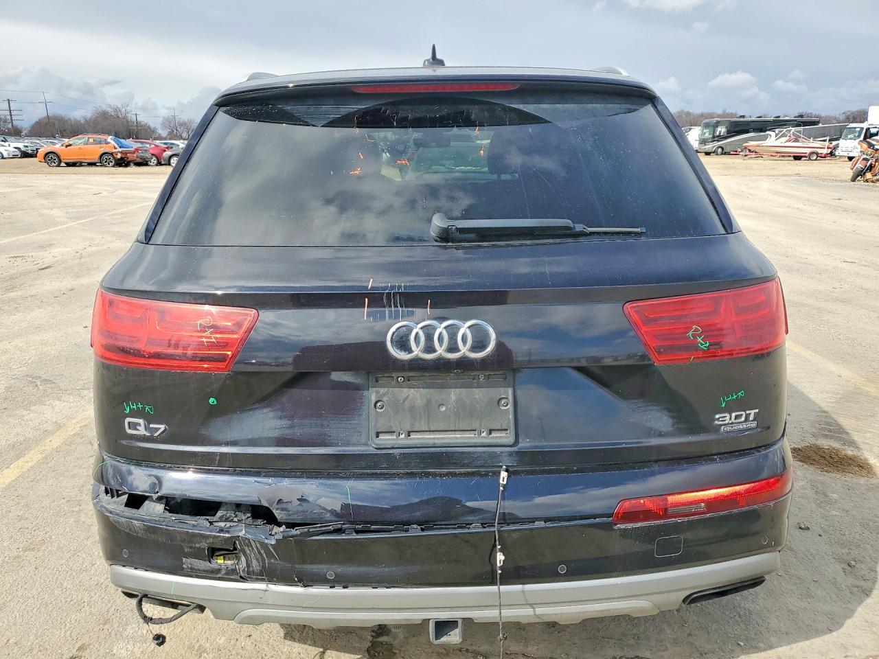 2017 Audi Q7 Premium Plus