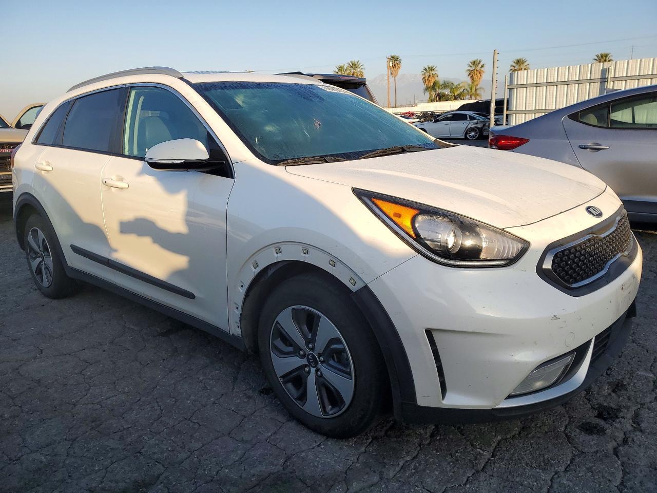 2017 KIA Niro ex