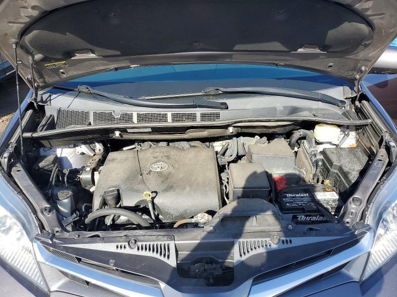 2020 Toyota Sienna xle 8-passenger
