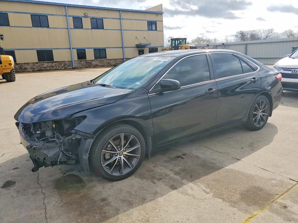 2015 Toyota Camry xse