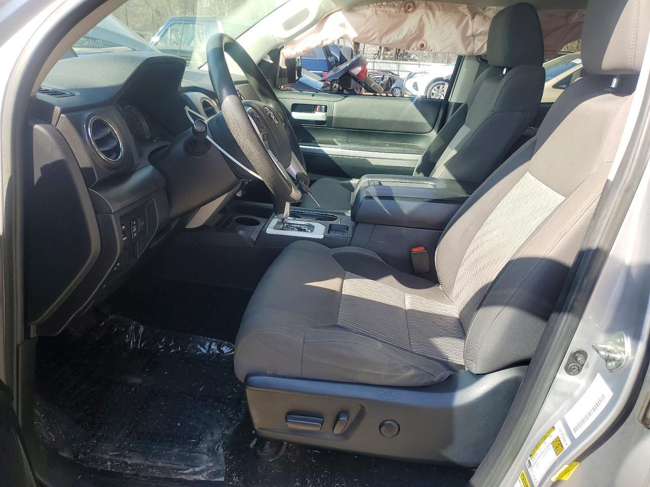 2017 Toyota Tundra SR5