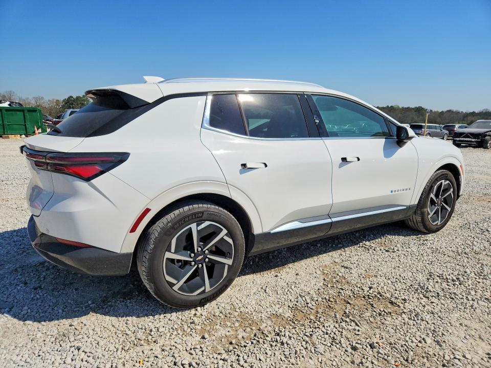 2024 Chevrolet Equinox 2LT