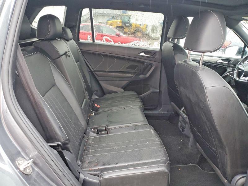 2023 Volkswagen Tiguan se R-line Black