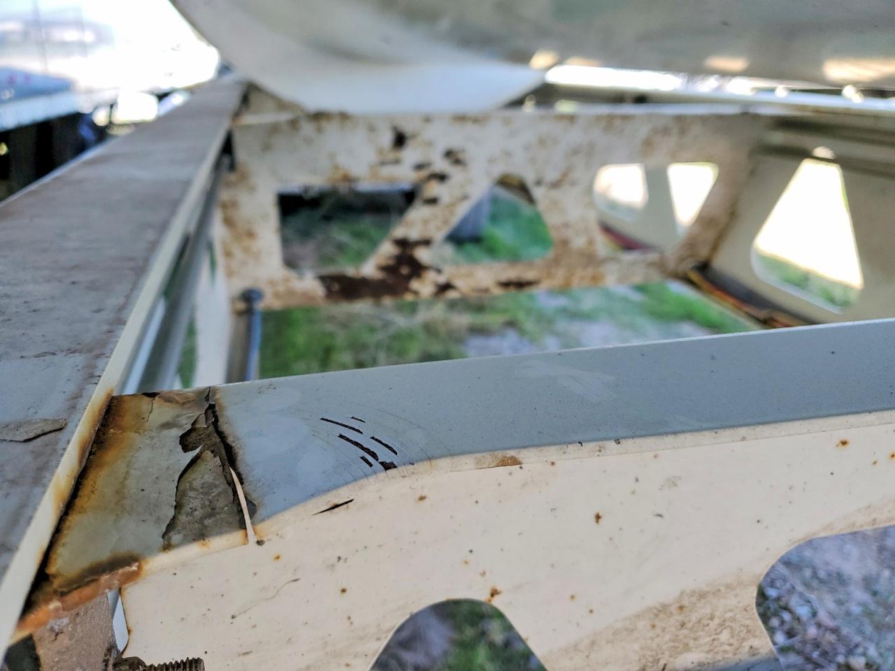 2018 Trlk 2018 Trail King TK60SSD 413 Side Dump Trailer