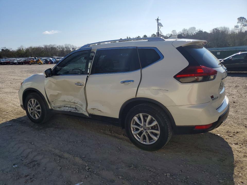 2017 Nissan Rogue sv