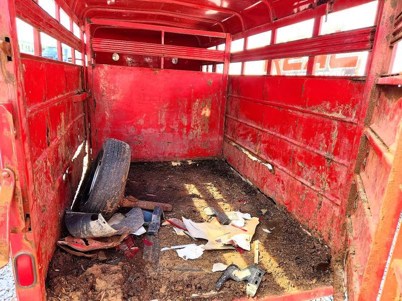 2008 Cornelius 18-Livestock Trailer