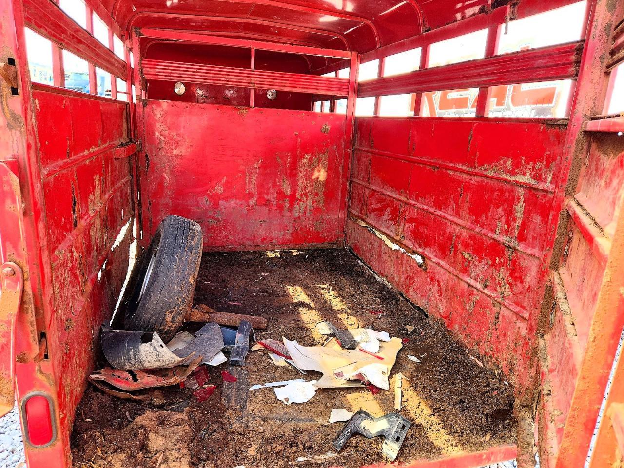 2008 Cornelius 18-Livestock Trailer