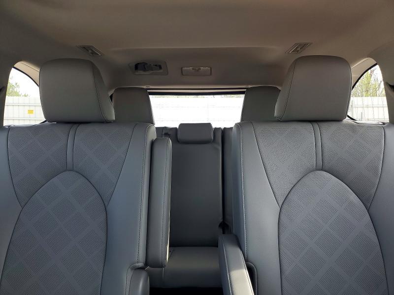 2025 Toyota Highlander Platinum