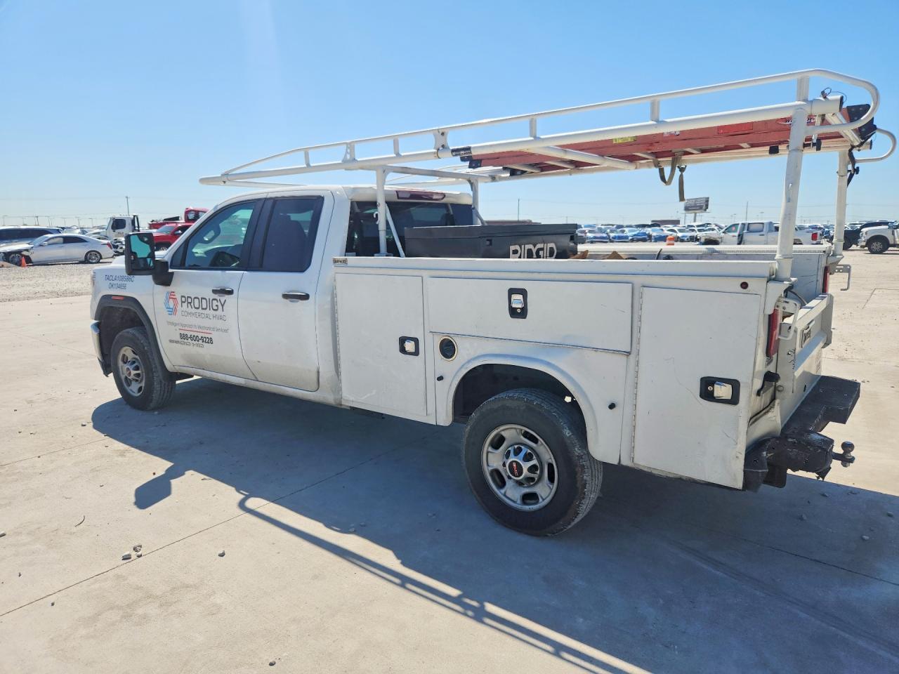 2022 GMC Sierra Utility / Service Truck