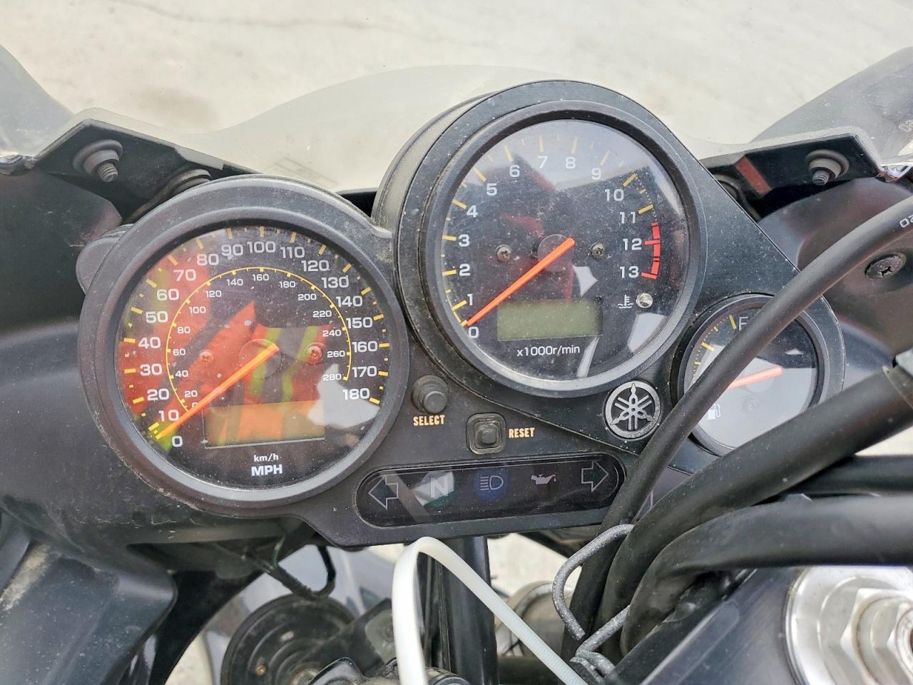 2004 Yamaha FZS10
