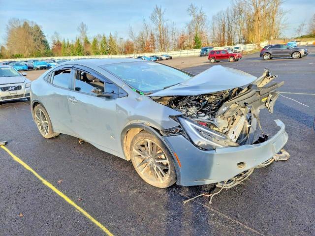 2023 Toyota Prius le