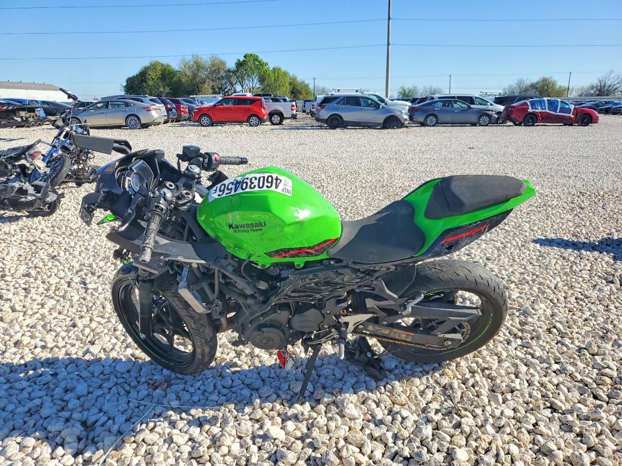 2022 Kawasaki EX400