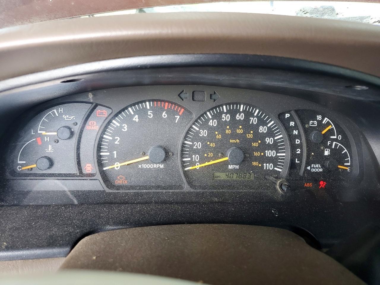 2004 Toyota Tundra SR5