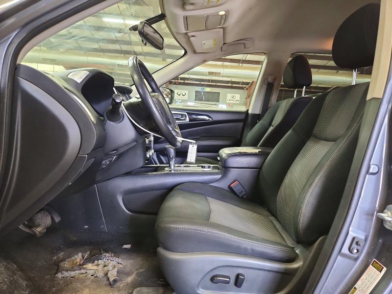 2019 Nissan Pathfinder sv