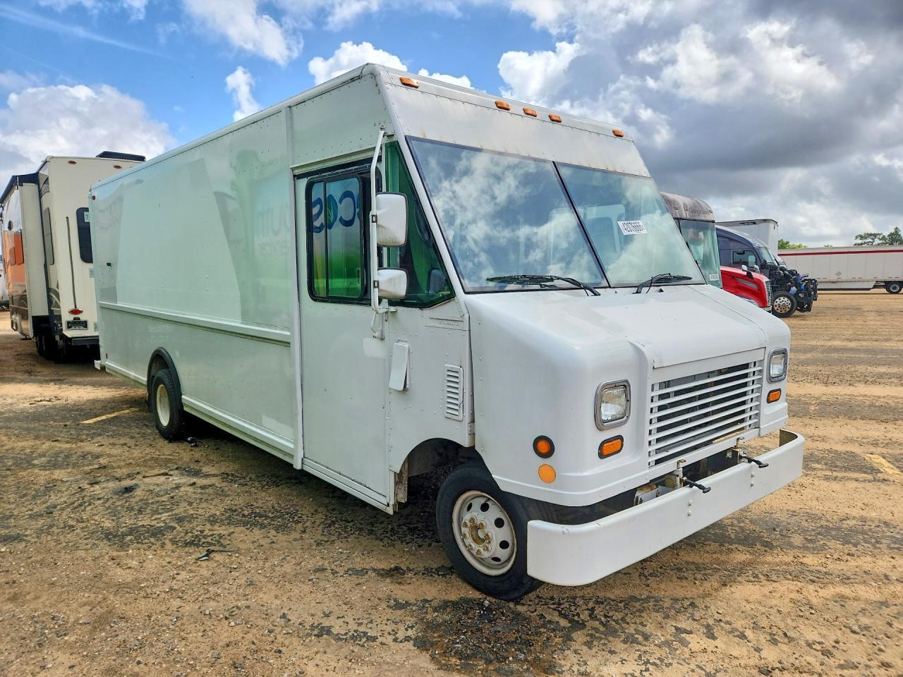2004 Ford E450 Delivery Truck