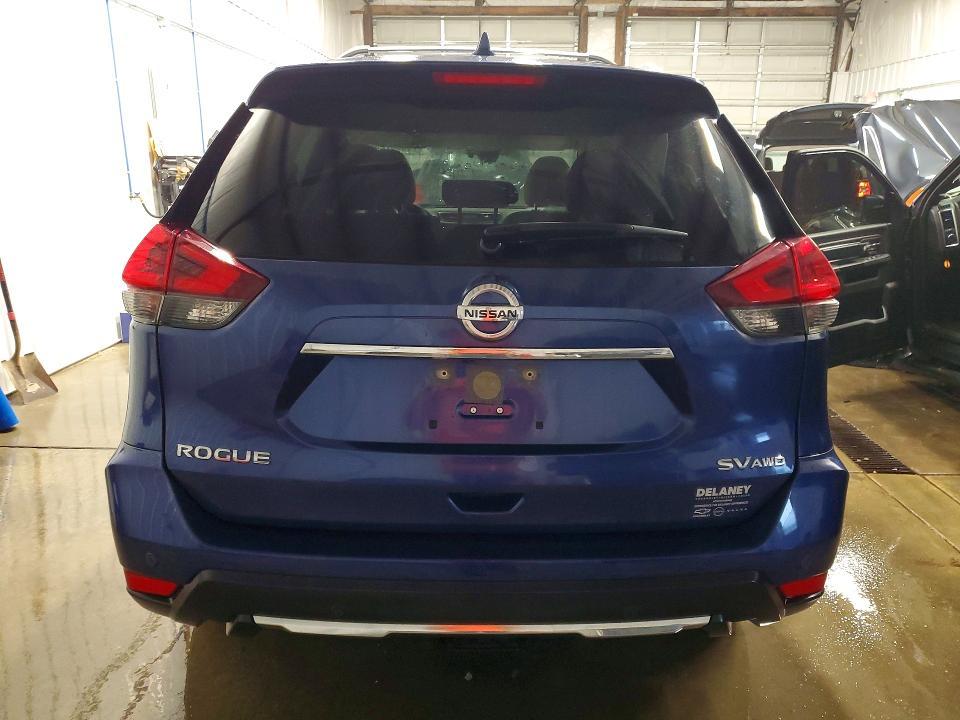 2020 Nissan Rogue sv