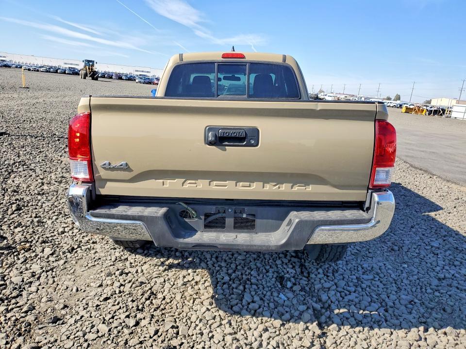 2016 Toyota Tacoma SR5