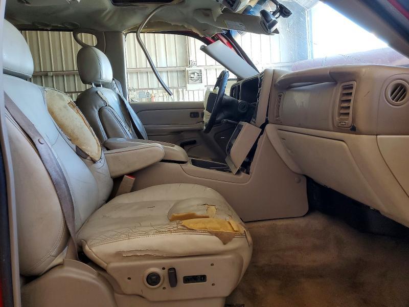 2005 Chevrolet Suburban C1500