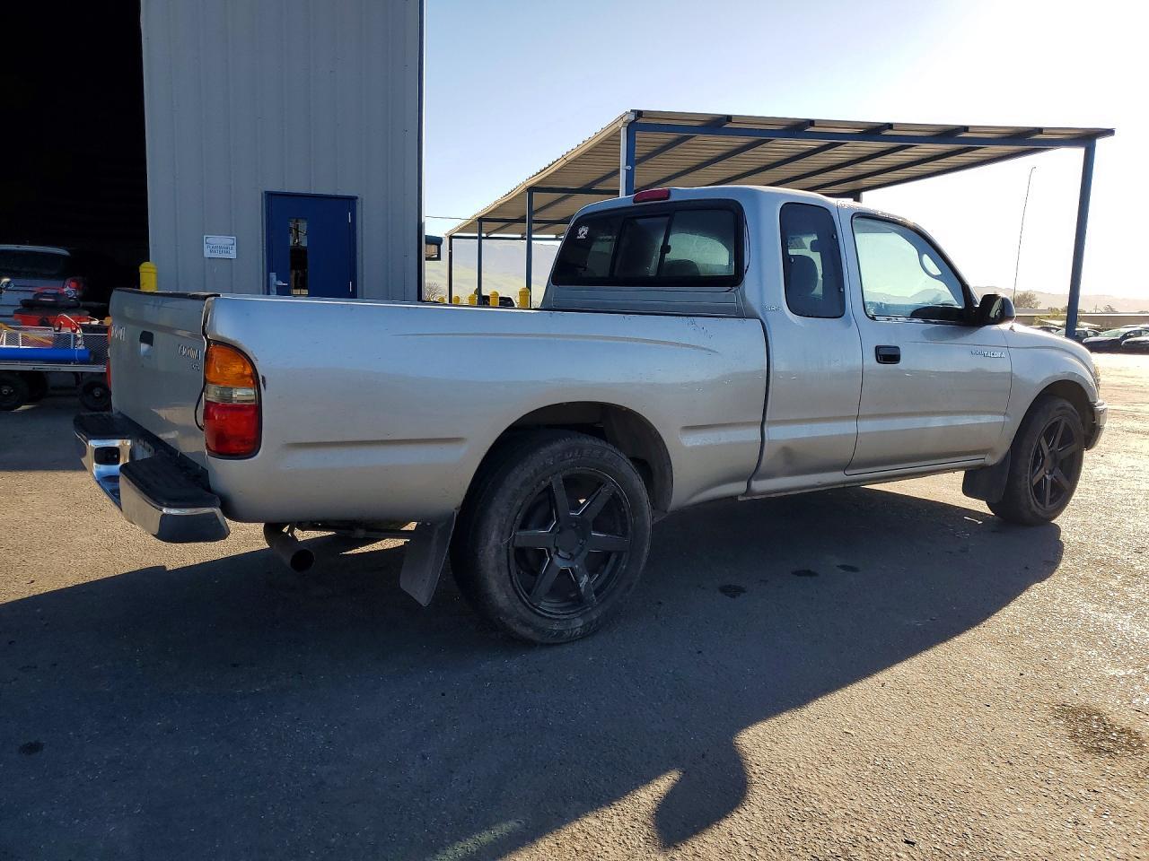 2002 Toyota Tacoma Base