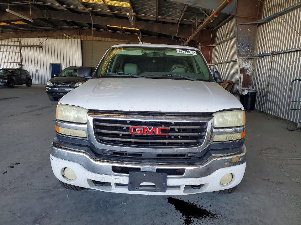 2005 GMC Sierra K2500 Heavy Duty