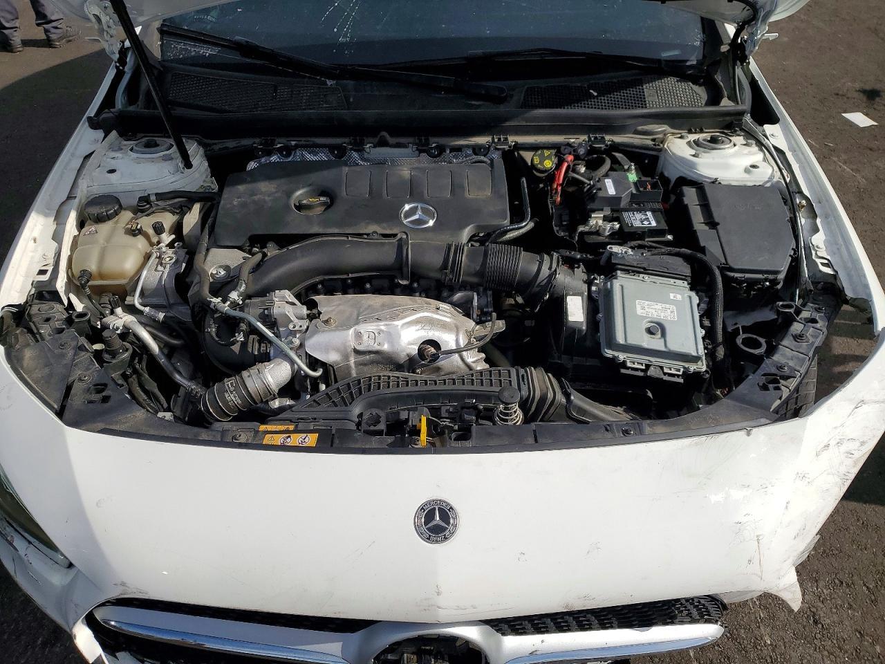 2022 Mercedes-Benz A 220